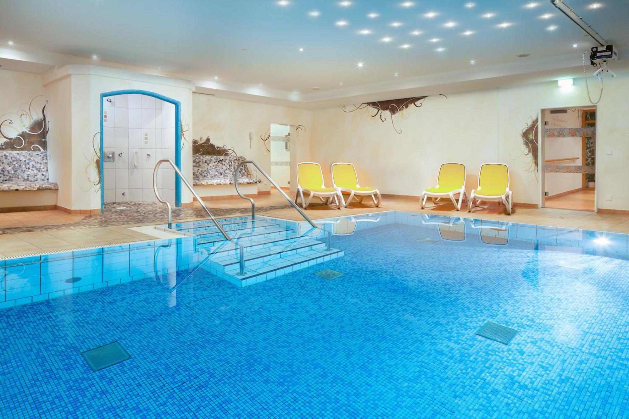 אוברסטדורף "Ferienwohnung Ess" - Annehmlichkeiten Von 4-Sterne Familien-Und Wellnesshotel Viktoria Koennen Mitbenutzt Werden מראה חיצוני תמונה